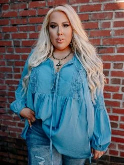 D & J Industries Circle Of Love Top - Royal Blue Tops