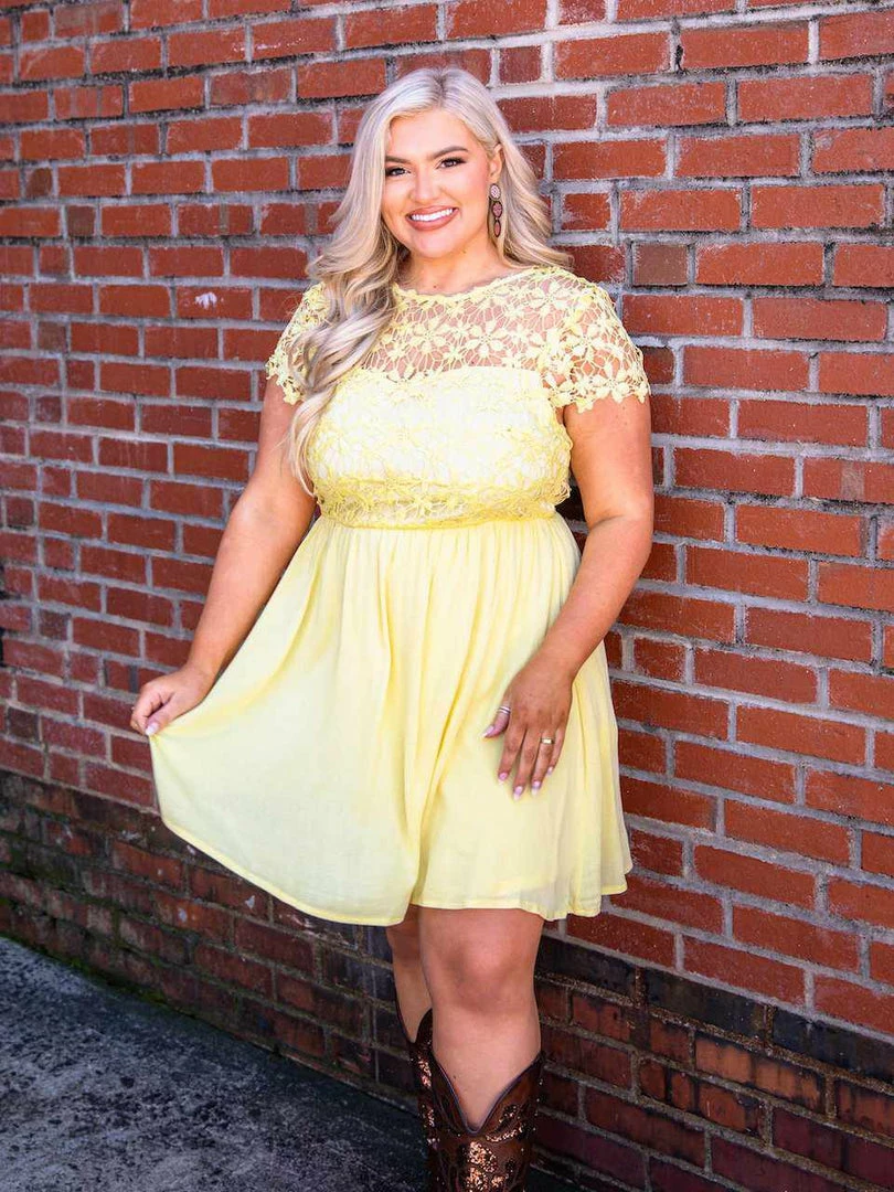 D & J Industries Summer Nights Dress - Yellow 4 D & J Industries Summer Nights Dress - Yellow