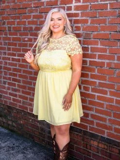 D & J Industries Summer Nights Dress - Yellow 16 D & J Industries Summer Nights Dress - Yellow