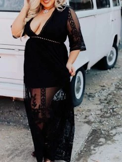 D & J Industries Sale! The Twyla Dress - Black